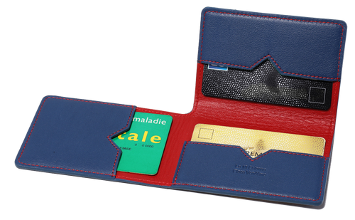Porte-cartes en cuir bleu et coutures rouges
