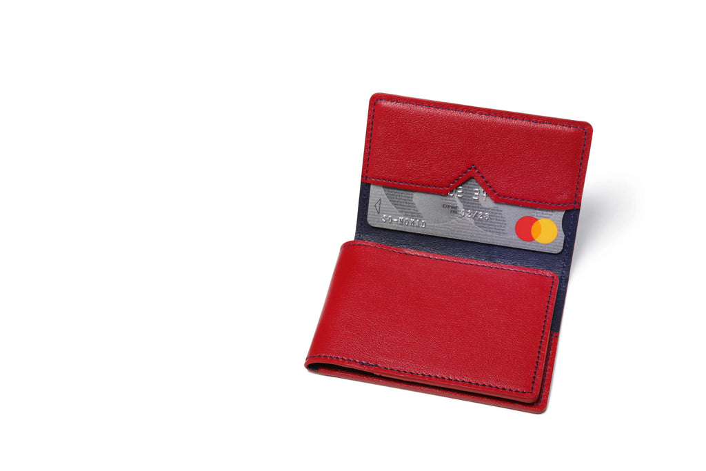 Porte-cartes en cuir de chèvre rouge et coutures bleus