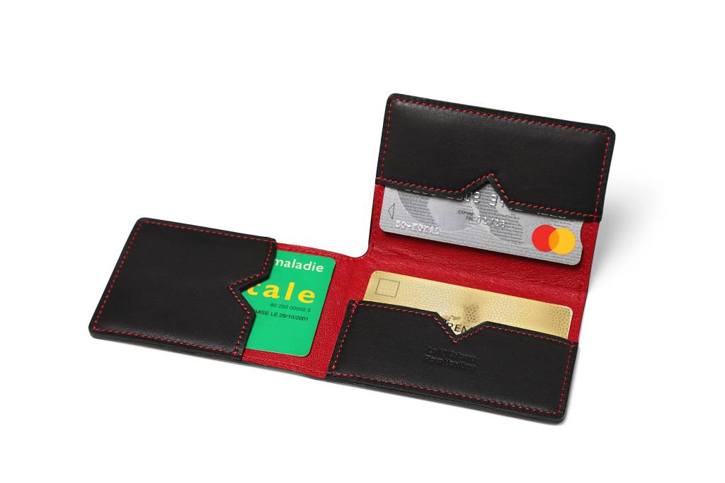 Porte-cartes en cuir noir et coutures rouges